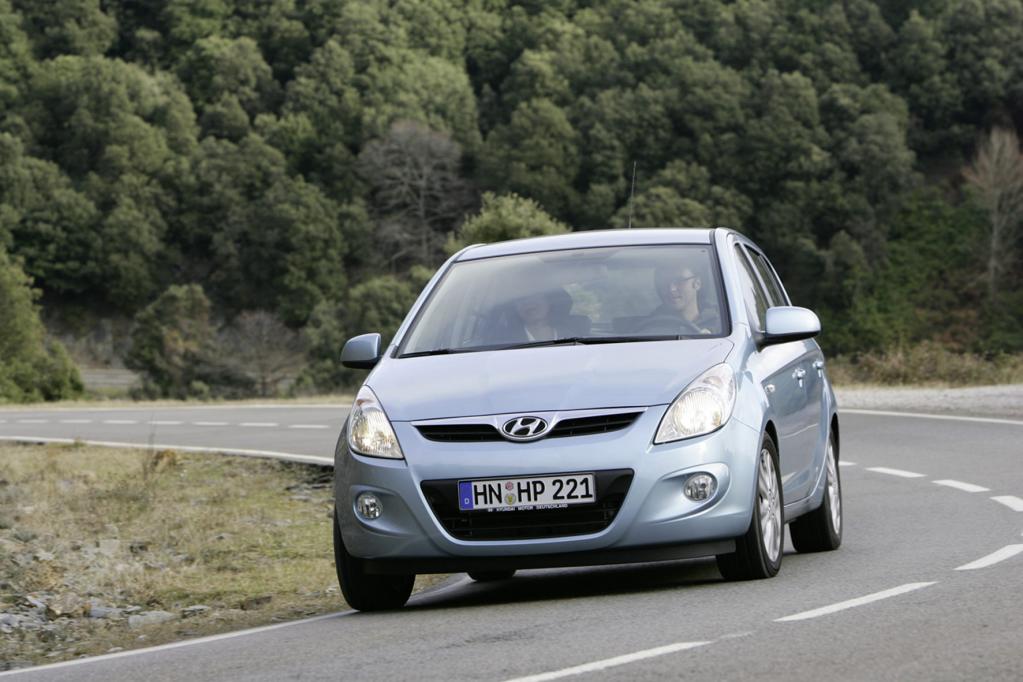 Hyundai i20 rollt in die Werkstatt  