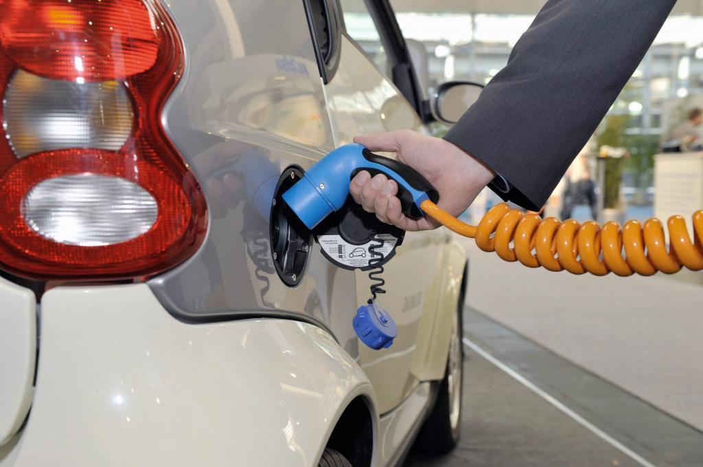 Ladestationen für Elektroautos an Berliner Einkaufsstandorten 