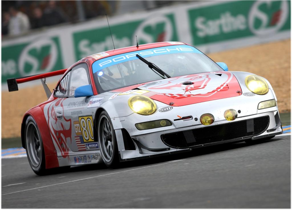Le Mans: Porsche startet zweimal an der Spitze
