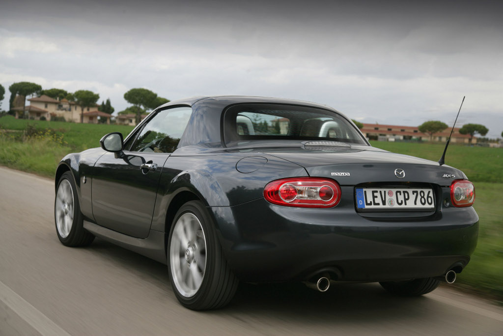 MX-5: Mazda feiert 20 Jahre MX-5 in Le Mans