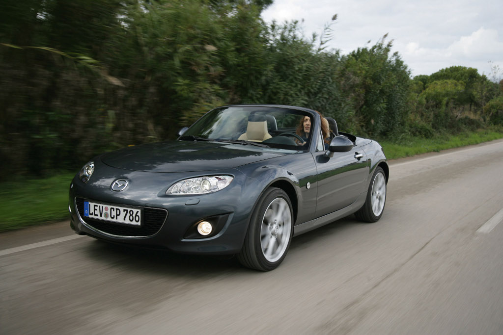 MX-5: Mazda feiert 20 Jahre MX-5 in Le Mans