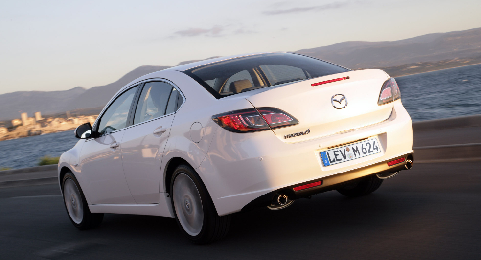 Mazda erweitert Motorenangebot für den 6er