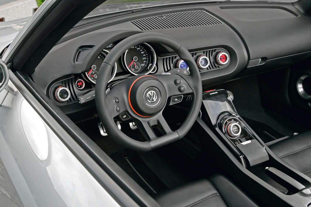 Modellstudien: Volkswagen stellt Roadster Concept Blue-Sport vor
