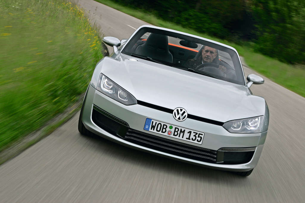 Modellstudien: Volkswagen stellt Roadster Concept Blue-Sport vor