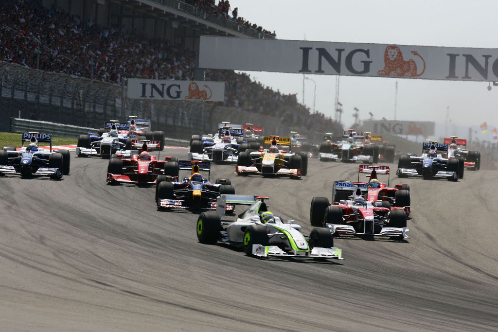Motorsport: Türkei GP: Button siegt am Bosporus