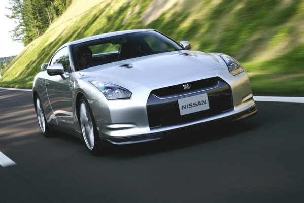 Nissan GT-R im ''Guinness Buch'' 