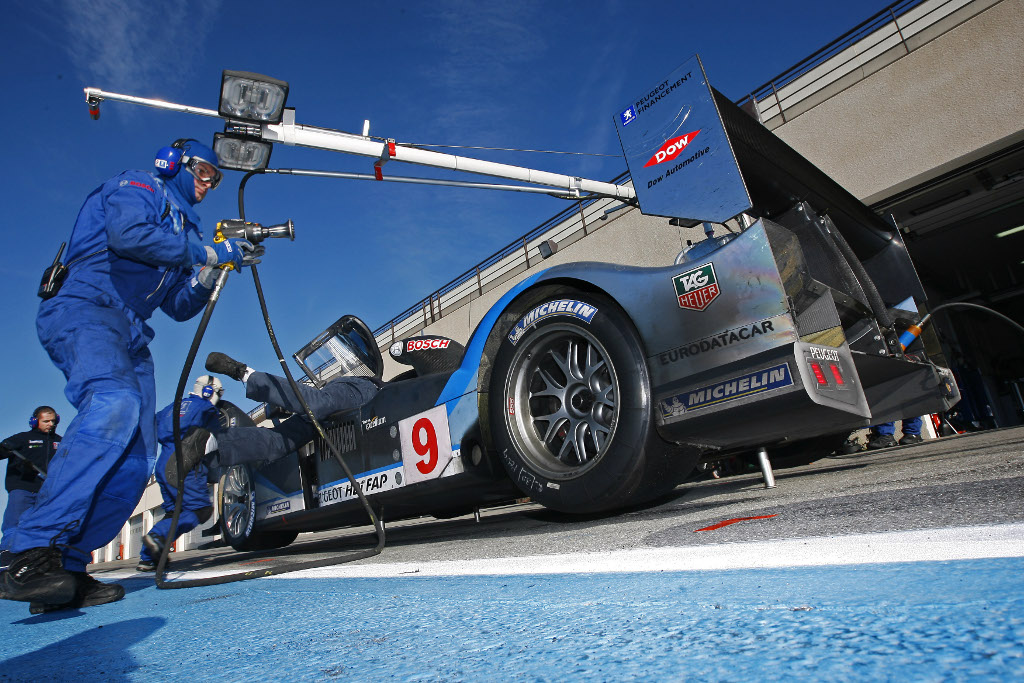 Peugeot: Peugeot mit Doppelsieg in Le Mans