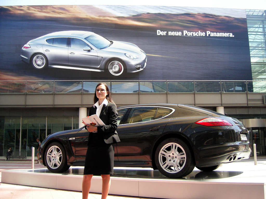 Porsche Panamera: Flach, breit, stark - Bild