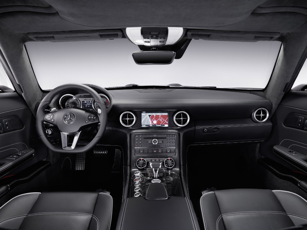 S 63 AMG: Mercedes-Benz AMG S-Klasse: Geschärftes Profil und mehr Sicherheit 