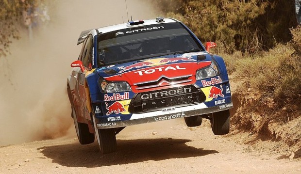 Sébastien Loeb: Konzentration beim Erstellen des Aufschriebs