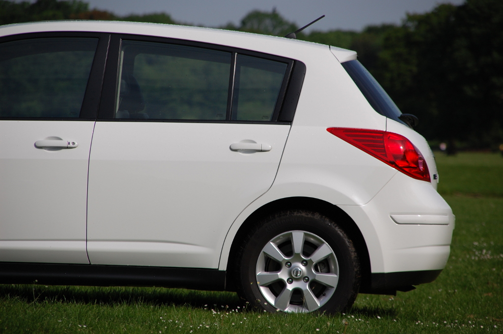 Tiida: Fahrbericht Nissan Tiida Tekna 1.6: Das kleine Extra für den Tag
