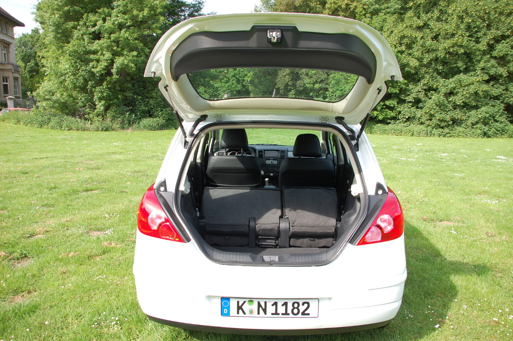 Tiida: Fahrbericht Nissan Tiida Tekna 1.6: Das kleine Extra für den Tag