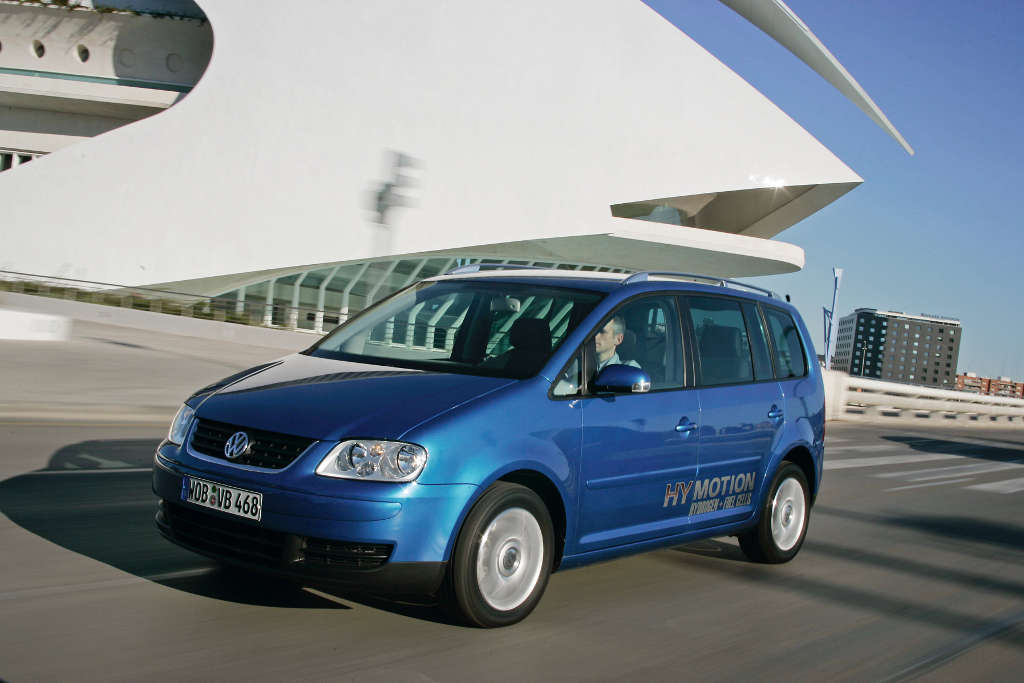 Touran: Volkswagen Touran als R-Line Edition
