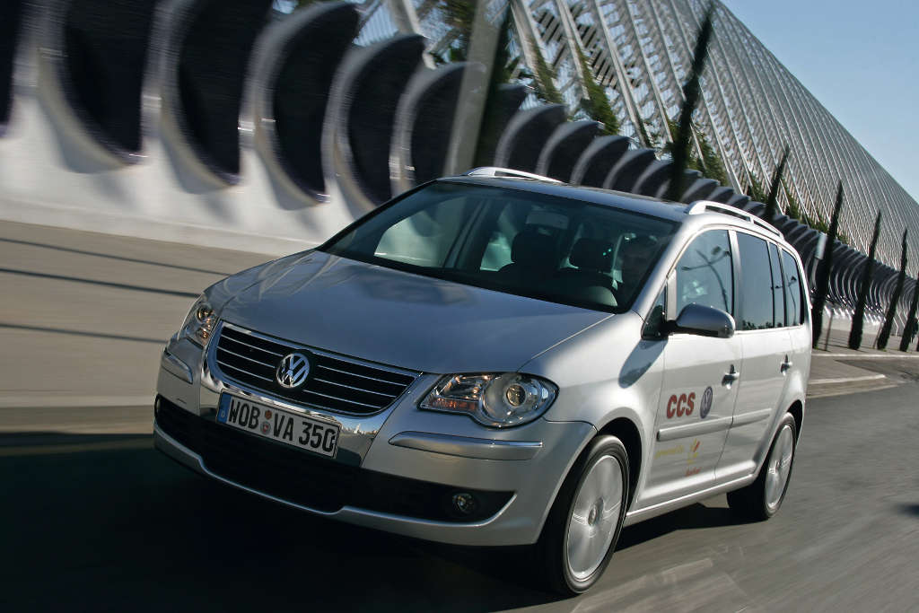 Touran: Volkswagen Touran als R-Line Edition