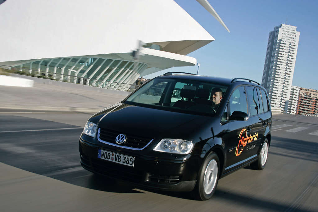 Touran: Volkswagen Touran als R-Line Edition