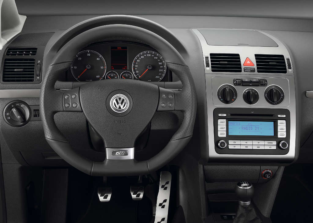 Touran: Volkswagen Touran als R-Line Edition