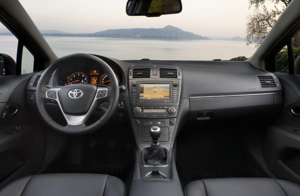 Toyota - Avensis - Bild(6)