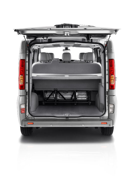 Trafic: Renault Trafic Passenger jetzt auch mit langem Radstand