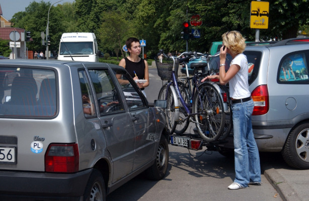 Unfall im Ausland - Kein Problem! Zentralruf bei der Schadenregulierung hilft