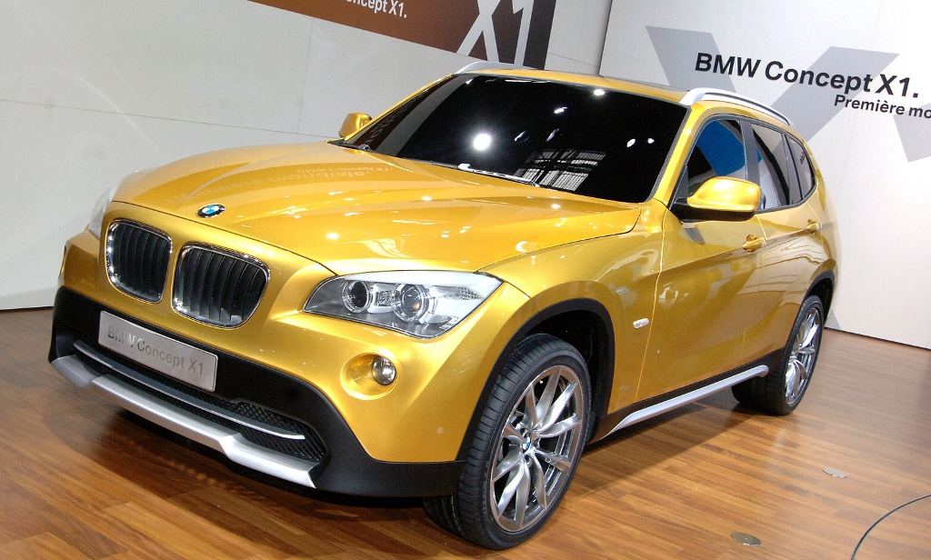 X-Reihe: Ertappt: Erlkönig des BMW X1 | BMW X1 - Concept