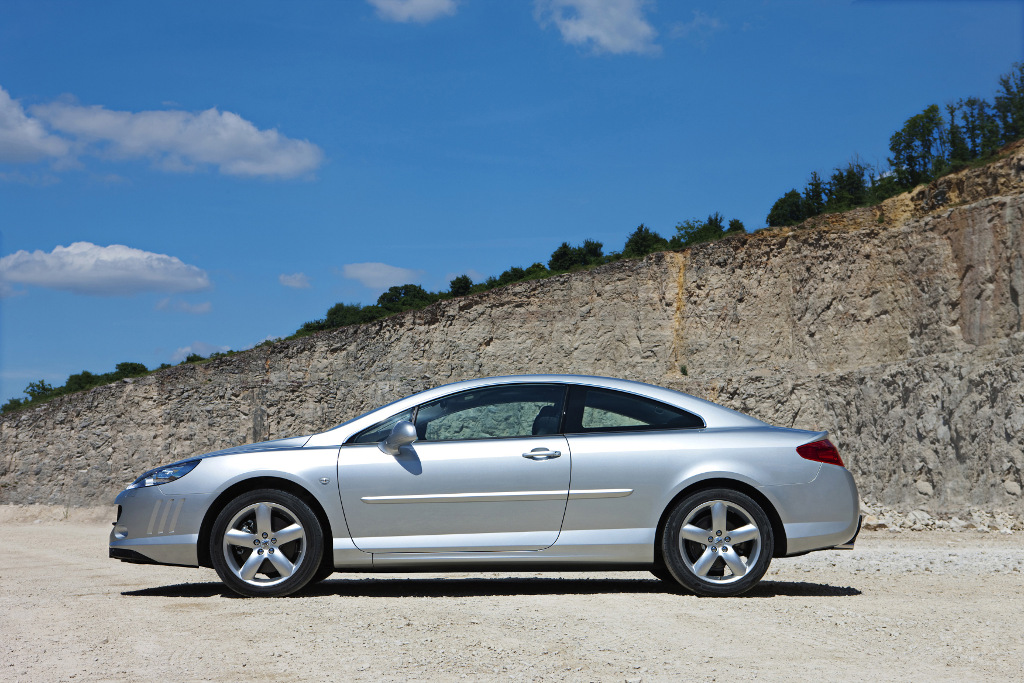 407: Peugeot 407 Coupé mit stärkeren Motoren
