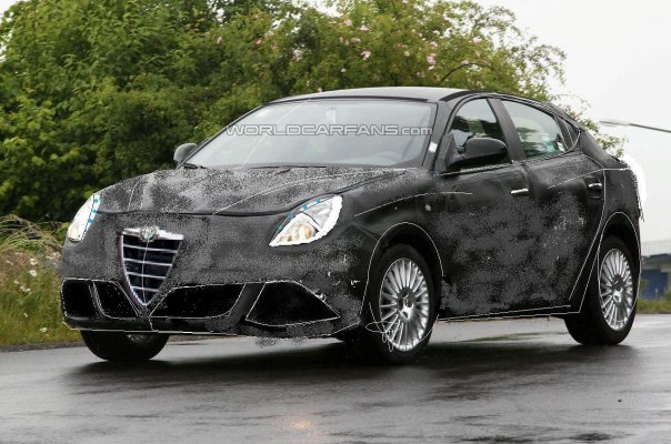 Automarken A - Z: Erste Bilder des Alfa Romeo 149 | Foto: http://www.facebook.com/photo_search.php?oid=49657742084&view=all