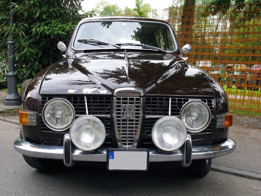 Der Saab 95 – Bequemer als ein Fünf-Sterne-Hotelzimmer Mehr Auto mobil braucht niemand.
