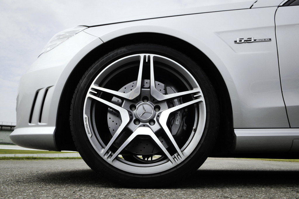 E 63 AMG: Mercedes-Benz E 63 AMG ab August erhältlich