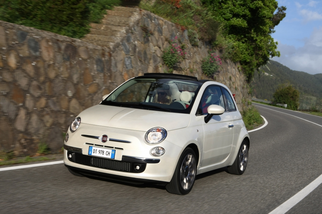 Eine Liebesgeschichte - der Fiat500 und das Model Sicherheit auf 4 Rdern