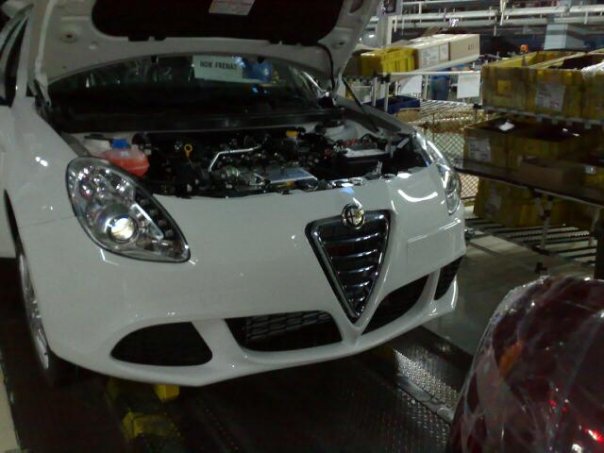 Erste Bilder des Alfa Romeo 149 - Bild(4) | Foto: http://www.facebook.com/photo_search.php?oid=49657742084&view=all