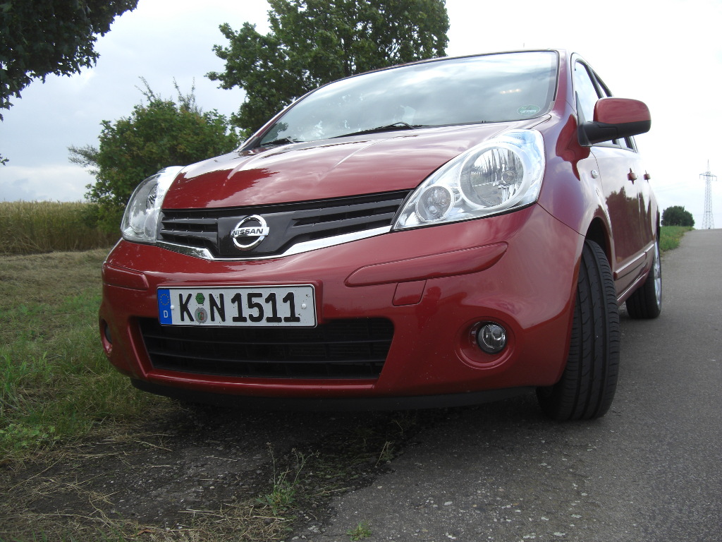 Erstkontakt Nissan Note 1.5 dCi Tekna: Großer Raum kompakt umhüllt - Bild(3)