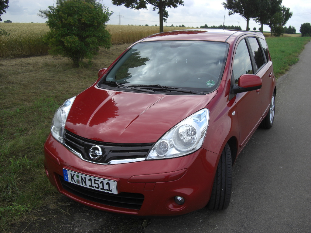 Erstkontakt Nissan Note 1.5 dCi Tekna: Großer Raum kompakt umhüllt - Bild(4)