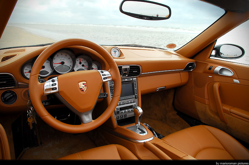 Fahrbericht Porsche 997 Turbo Cabriolet – Volle Schubkraft im Designeranzug - Bild(10)