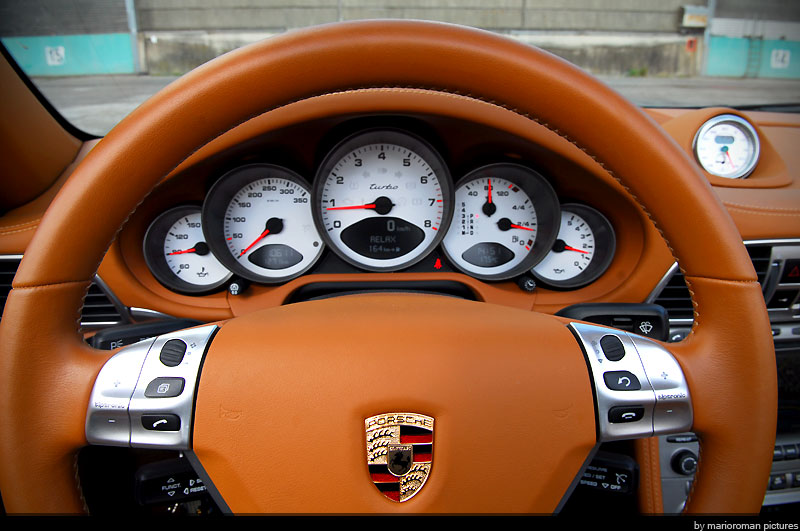 Fahrbericht Porsche 997 Turbo Cabriolet – Volle Schubkraft im Designeranzug - Bild(4)