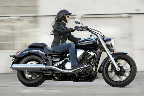 Fahrbericht Yamaha XVS 950 Midnight Star: Flotter Kreuzer 