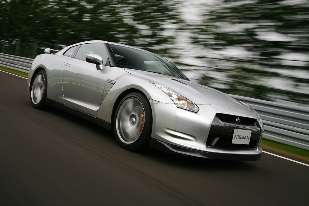 GT: Nissan GT-R - Rekordjagd auf Japanisch 