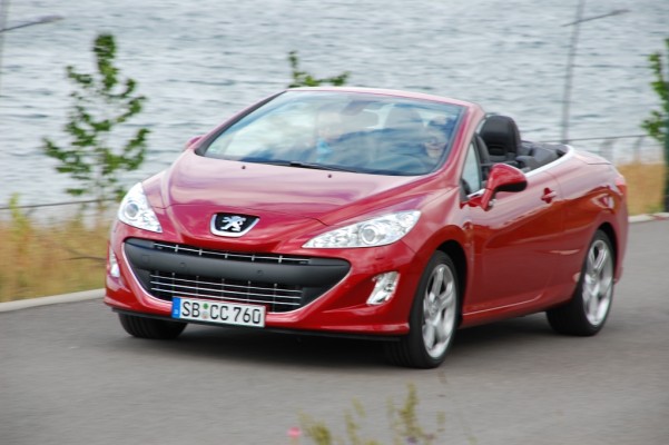 Heißer Franzose im Test - der Peugeot 308CC Platinum HDi FAP Ein Auto mit Persönlichkeit.