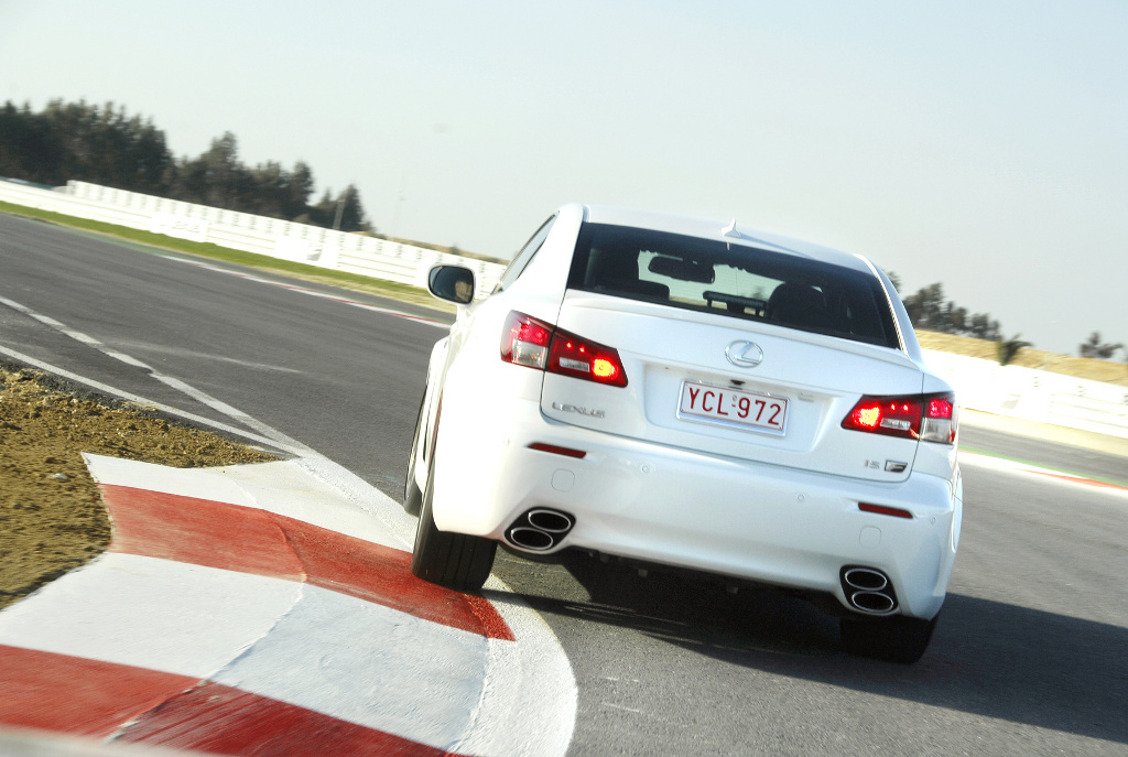 IS-F: Lexus IS-F: Timo Glocks Dienstwagen ist eine Spaßkanone