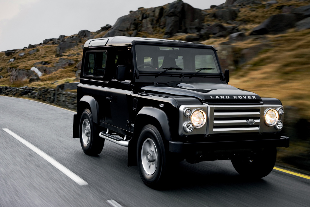 Land Rover zeigt bei der IAA Defender-Sondermodelle