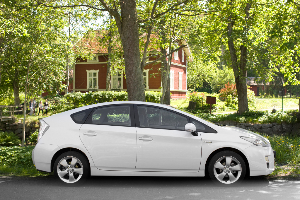 Lexus mit Edel-Version des Toyota Prius 