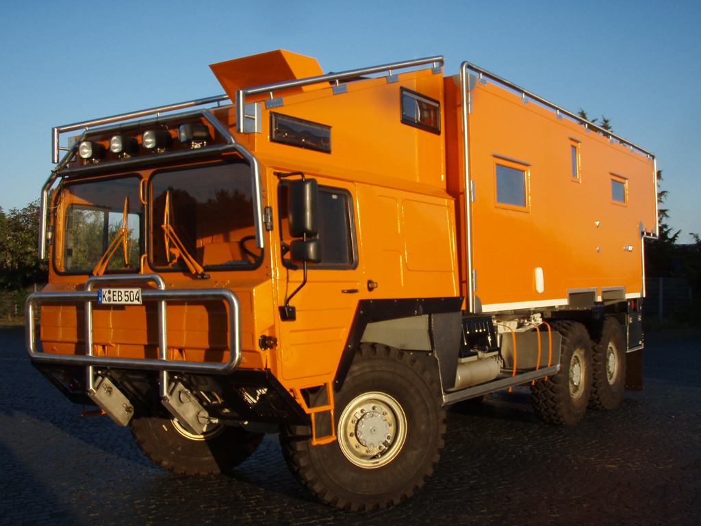 MAN KAT 1 6x6 Orangework - Matsch Fun