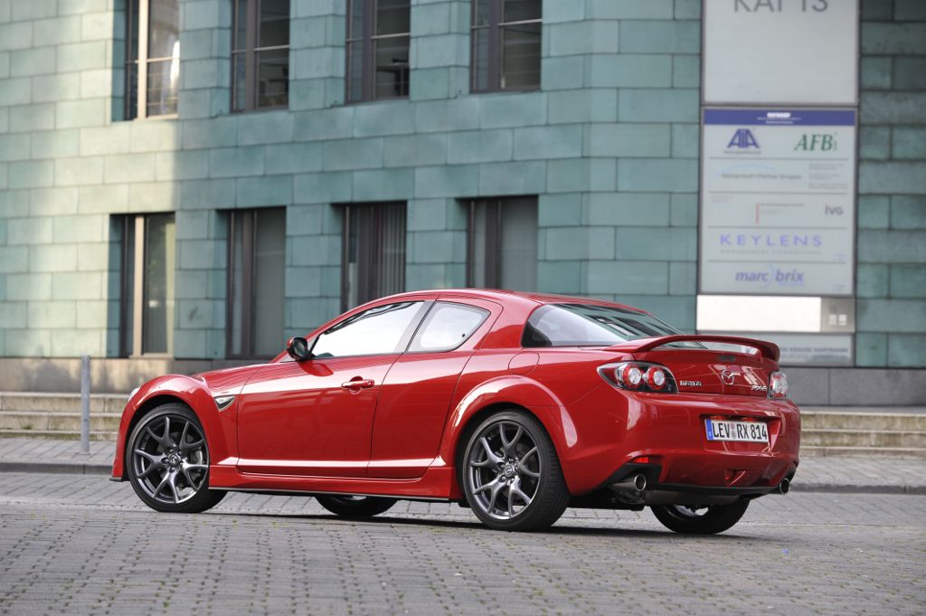Mazda überarbeitet den RX-8
