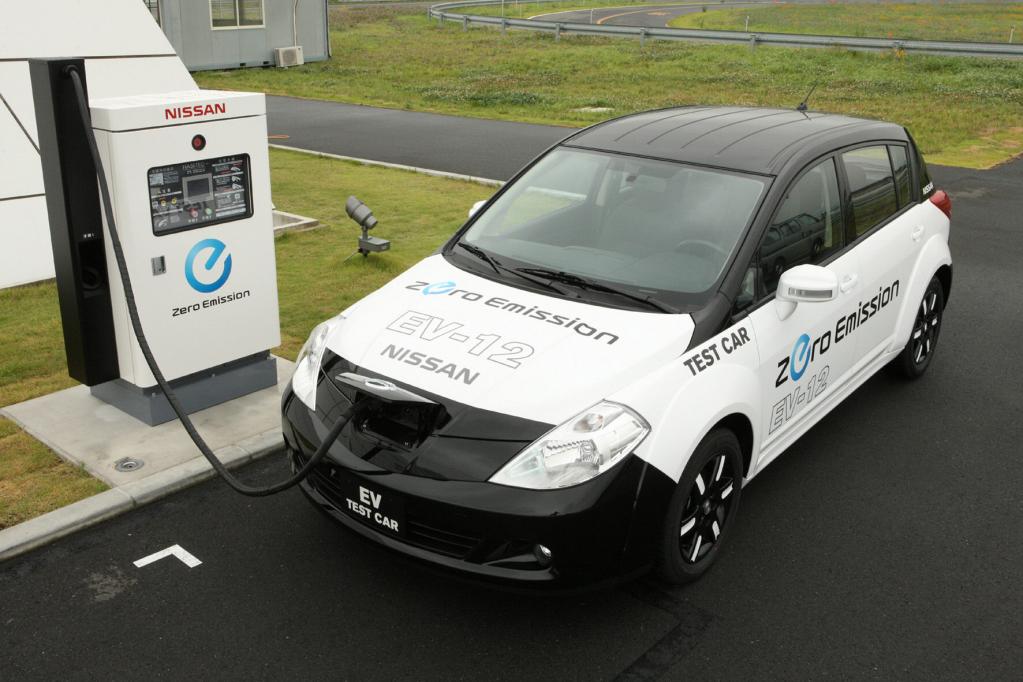 Neuer Elektroauto-Prototyp von Nissan 