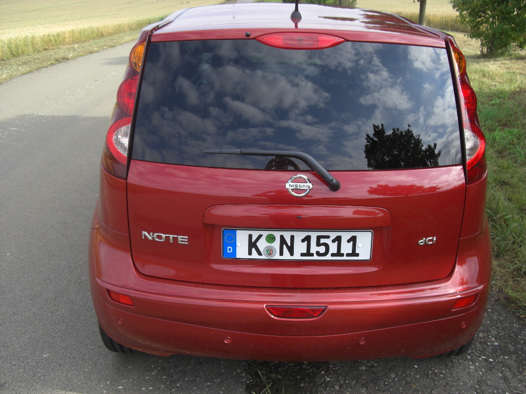 Note: Erstkontakt Nissan Note 1.5 dCi Tekna: Großer Raum kompakt umhüllt