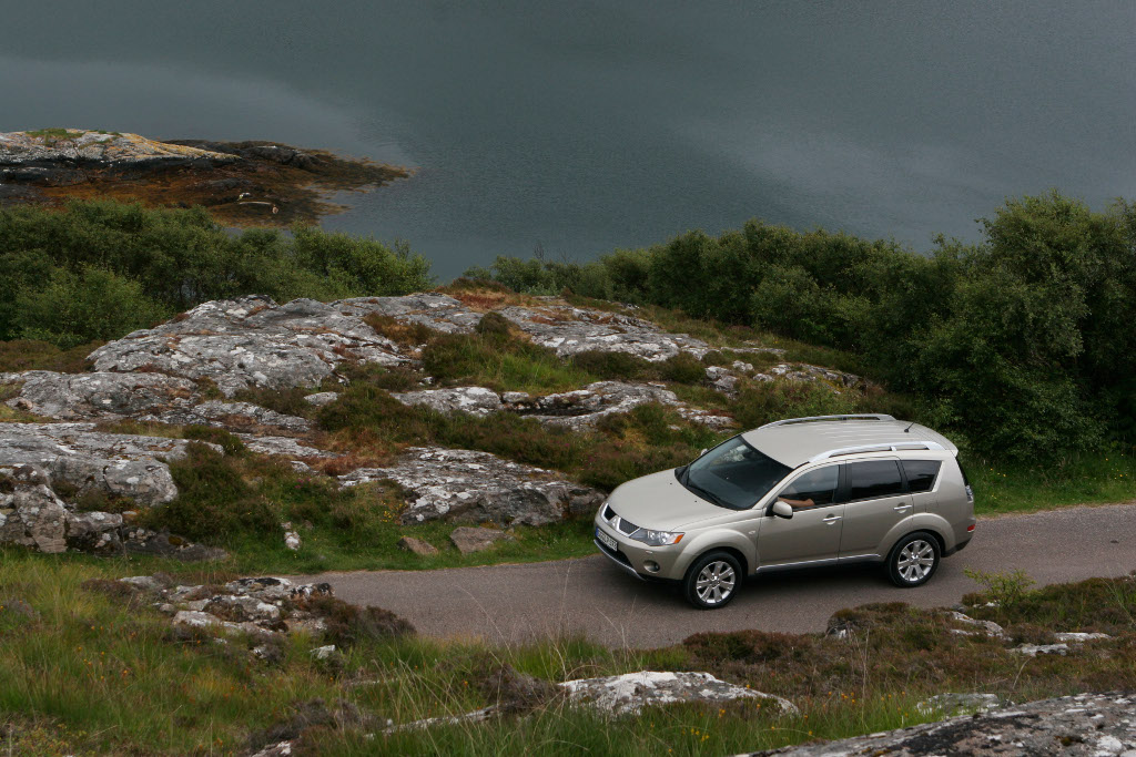 Outlander: Mitsubishi bringt Outlander Aktionsmodell