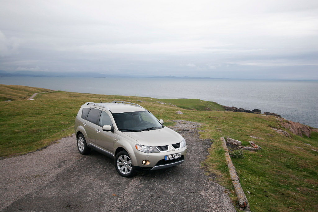 Outlander: Mitsubishi bringt Outlander Aktionsmodell