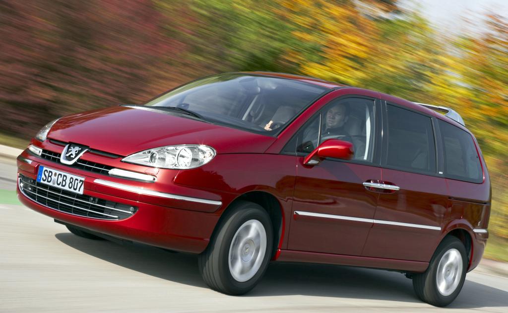 Peugeot 807 auf Wunsch mit WIP Bluetooth