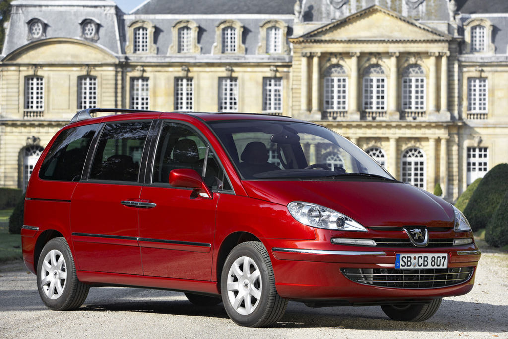 Peugeot 807 auf Wunsch mit WIP Bluetooth