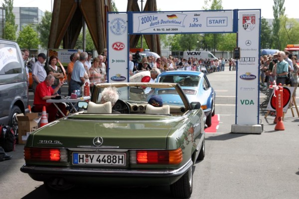 Rückschau auf die Oldtimerrallye 2000 km durch Deutschland