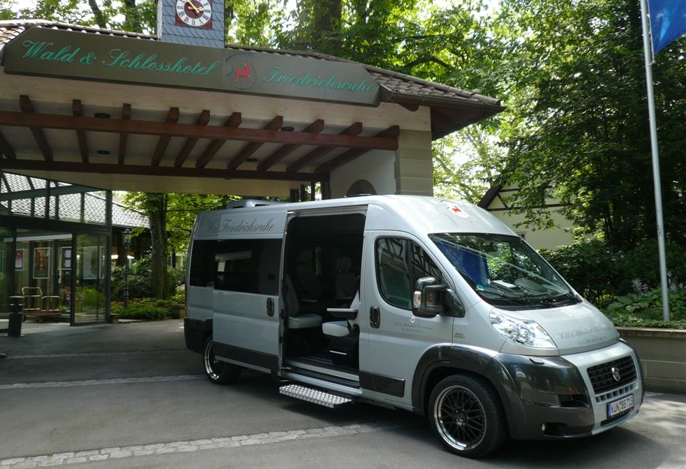 Schlosshotel Friedrichsruhe shuttlet mit Ducato